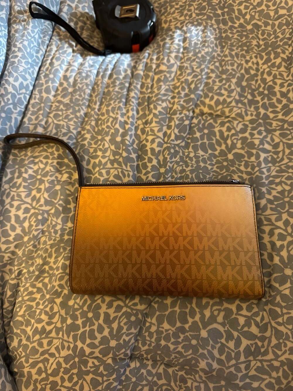 Michael Kors Large Double Zip Wristlet Ombré NWT,